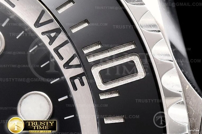 0719 ROLSD093 – Deep Sea Dweller Black Contemporary 1015